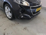  Peugeot  208 Peugeot  Signature 1.2 PureTech 82 5d #45