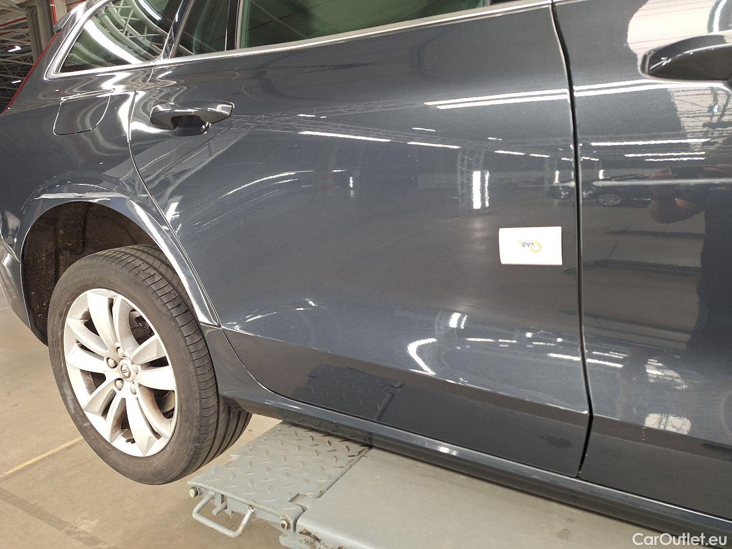  Volvo  V60 Volvo,  '18, Volvo  D3 Geartronic Momentum Pro 5d #19
