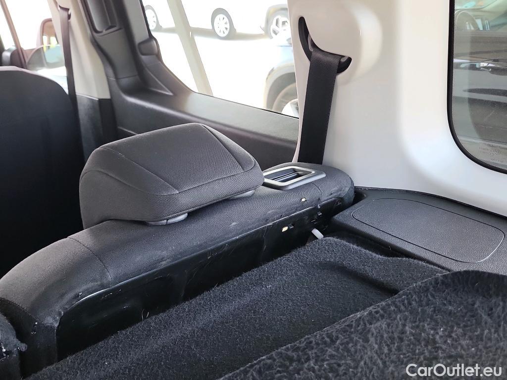  Citroen  Berlingo  Combi Live Pack M 1.5 BlueHDi 100CV MT6 E6d #22