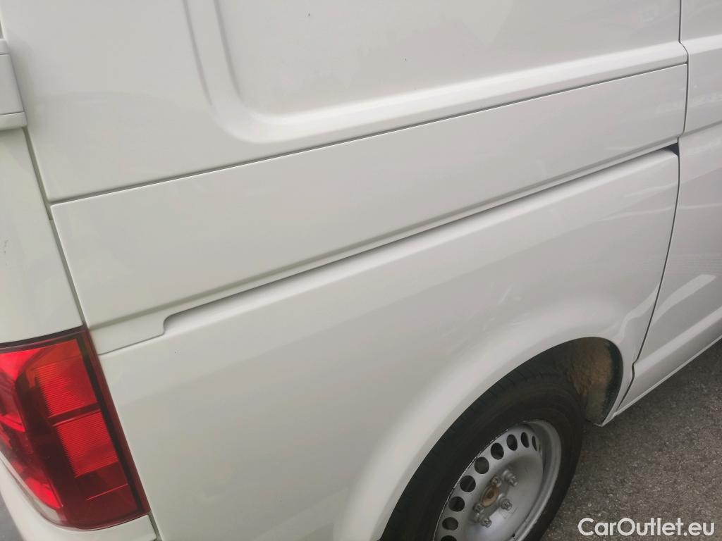  Land Rover  Discovery VOLKSWAGEN Transporter / 2020 / 4P / furgón Furgón Corto TN 2.0 TDI 110kW 4MO #43