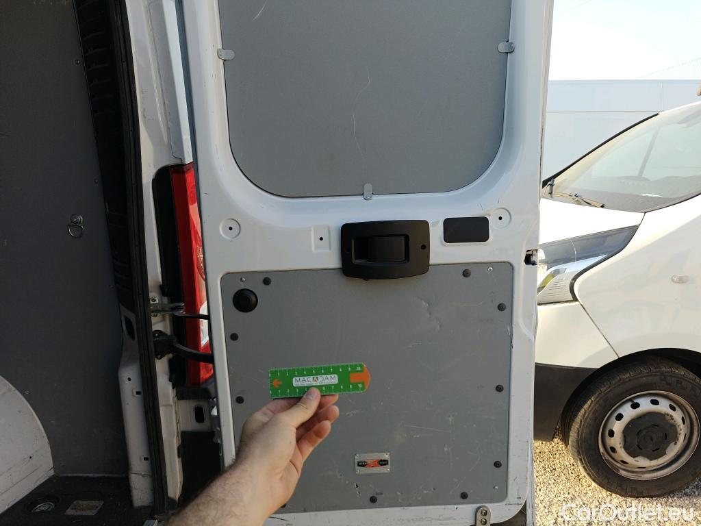  Peugeot  Boxer  Furgón 330 L1H1 Premium BlueHDi 120 Stop&Start HDi #60