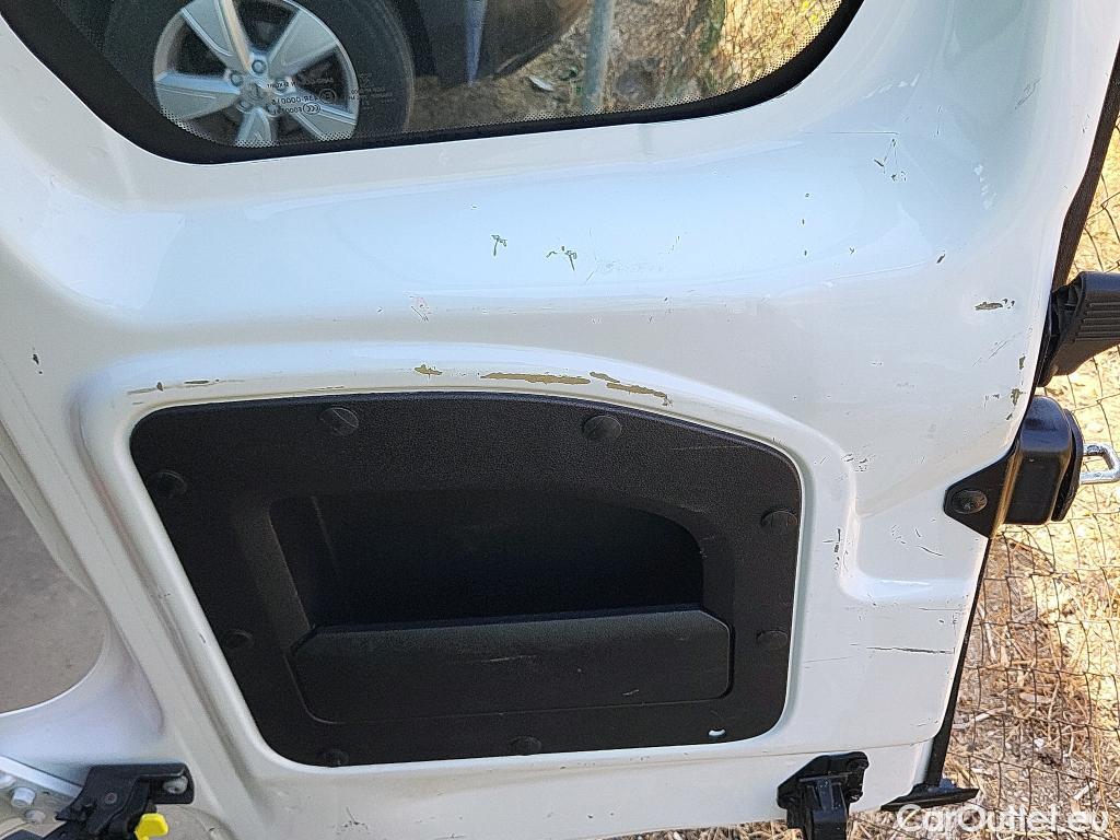  Citroen  Berlingo  Combi Live Pack M 1.5 BlueHDi 100CV MT6 E6d #3