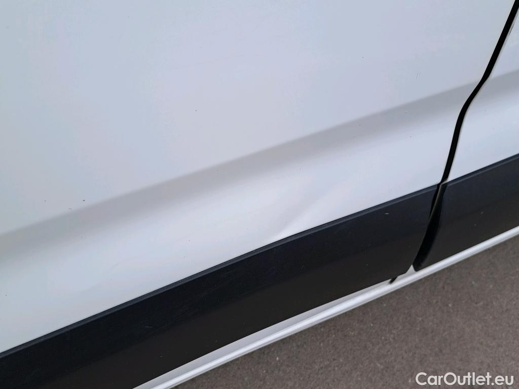  Opel  Combo OPEL  Life / 2018 / 4P / monovolumen compacto 1.5 TD 75kW (100CV) S/S Expression L #9