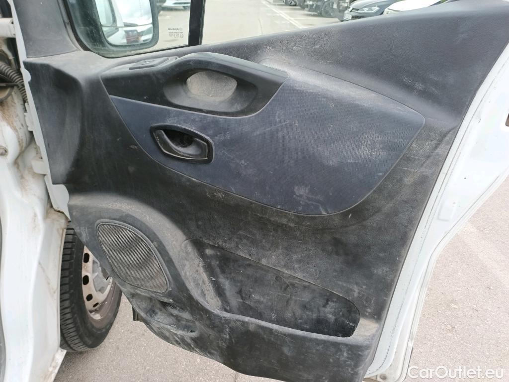  Opel  Vivaro  B Furgón/Combi Furgón L1H1 2.7T Expression 1.6 CDTI 95CV MT6 E6 #51