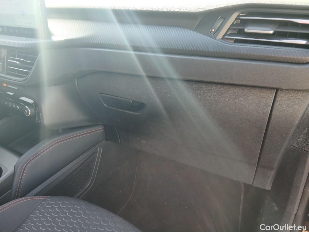  Ford  Kuga  Hybrid ST-Line 2.5 #23