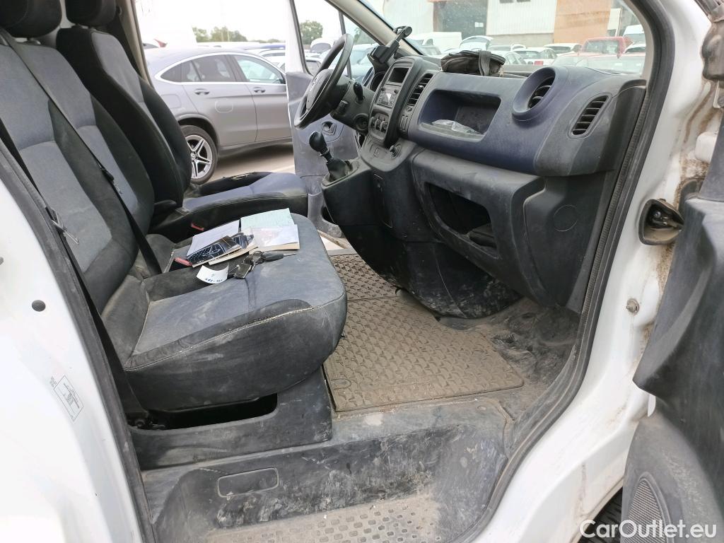  Opel  Vivaro  B Furgón/Combi Furgón L1H1 2.7T Expression 1.6 CDTI 95CV MT6 E6 #33