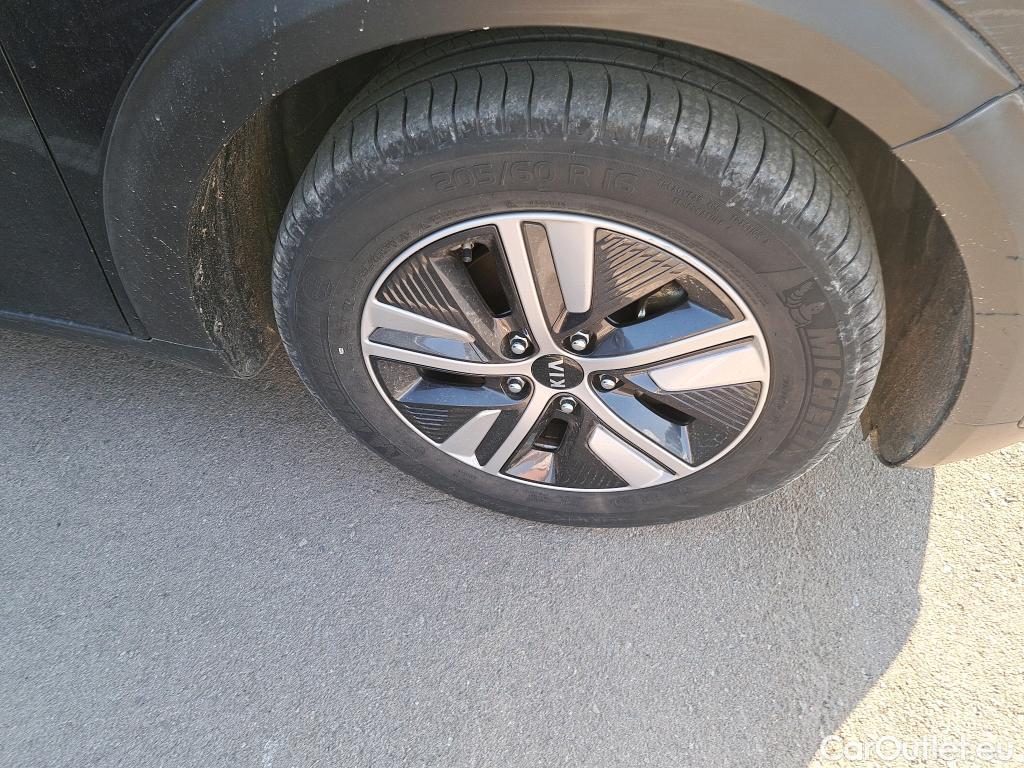  KIA  Niro  Drive Plug-In Hybrid 1.6 105CV AT6 E6d #50