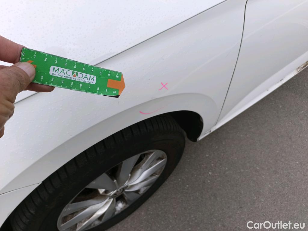  Skoda  KAMIQ SKODA  1.0 TSI 81kW (110CV) DSG Ambition #14