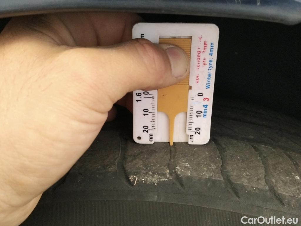  Bmw  Serie 2 BMW  Gran Tourer/2018/5P/monovolumen compacto 218d #4