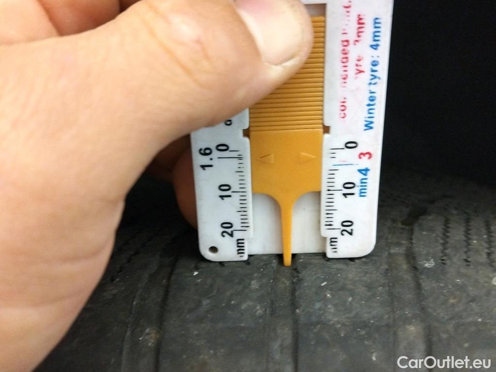  Bmw  X1 BMW  / 2019 / 5P / todoterreno sDrive16d Business #6