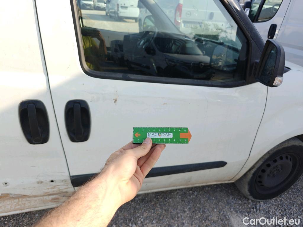 Fiat  Doblo FIAT Doblò Cargo/2015/4P/furgón derivado de turismo Cargo SX 1.3 Mjet 70 kW (95 CV) #13