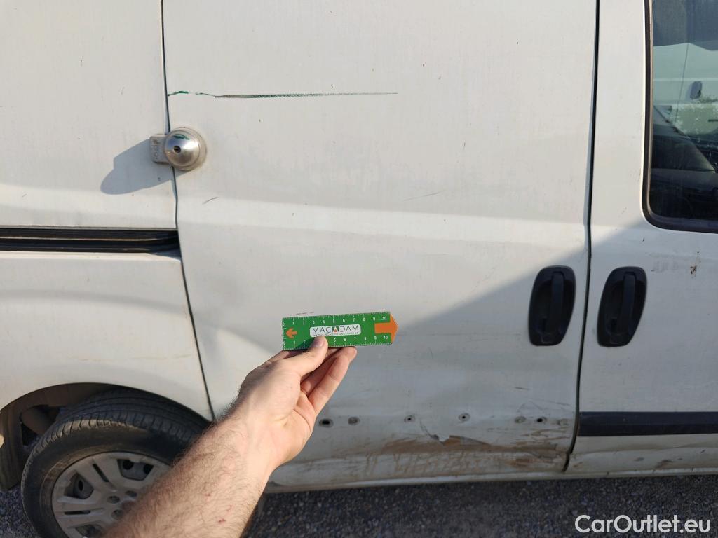  Fiat  Doblo FIAT Doblò Cargo/2015/4P/furgón derivado de turismo Cargo SX 1.3 Mjet 70 kW (95 CV) #1