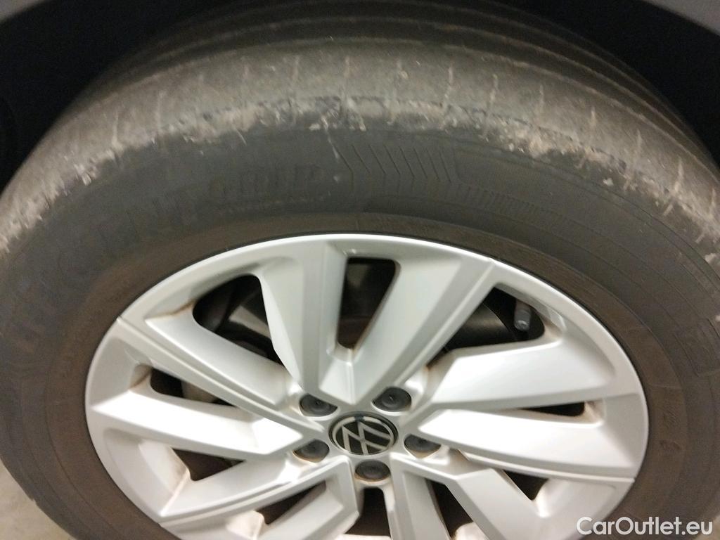  Volkswagen  T-CROSS  Advance 1.0 TSI 110CV AT7 E6d #1