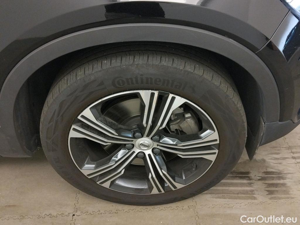  Volvo  XC 40 VOLVO XC40 / 2017 / 5P / todoterreno 1.5 T5 Twin Recharge Inscription Auto #4