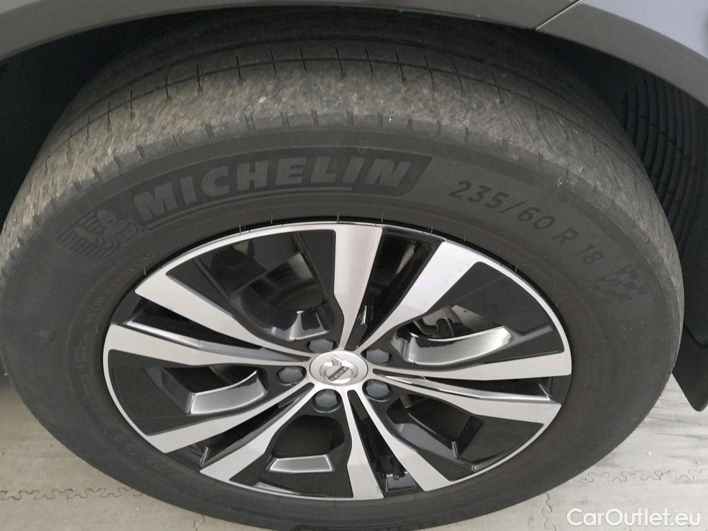  Volvo  XC60 VOLVO  / 2017 / 5P / todoterreno 2.0 T6 AWD Recharge Inscription Exp Auto #5