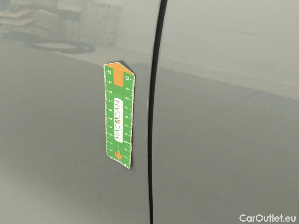  Volvo  V60 VOLVO  / 2018 / 5P / familiar 2.0 B4 (D) Essential Auto #12