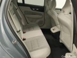  Volvo  V60 VOLVO  / 2018 / 5P / 2.0 B4 (D) Essential Auto #7