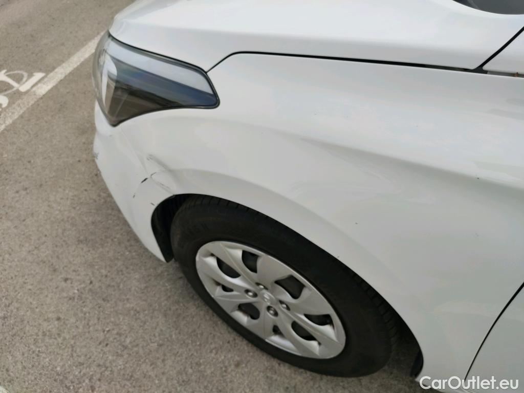  Hyundai  i20 HYUNDAI  / 2018 / 5P / berlina con portón 1.0 TGDI 74kW (100CV) Essence LE(SP)(SL) #11