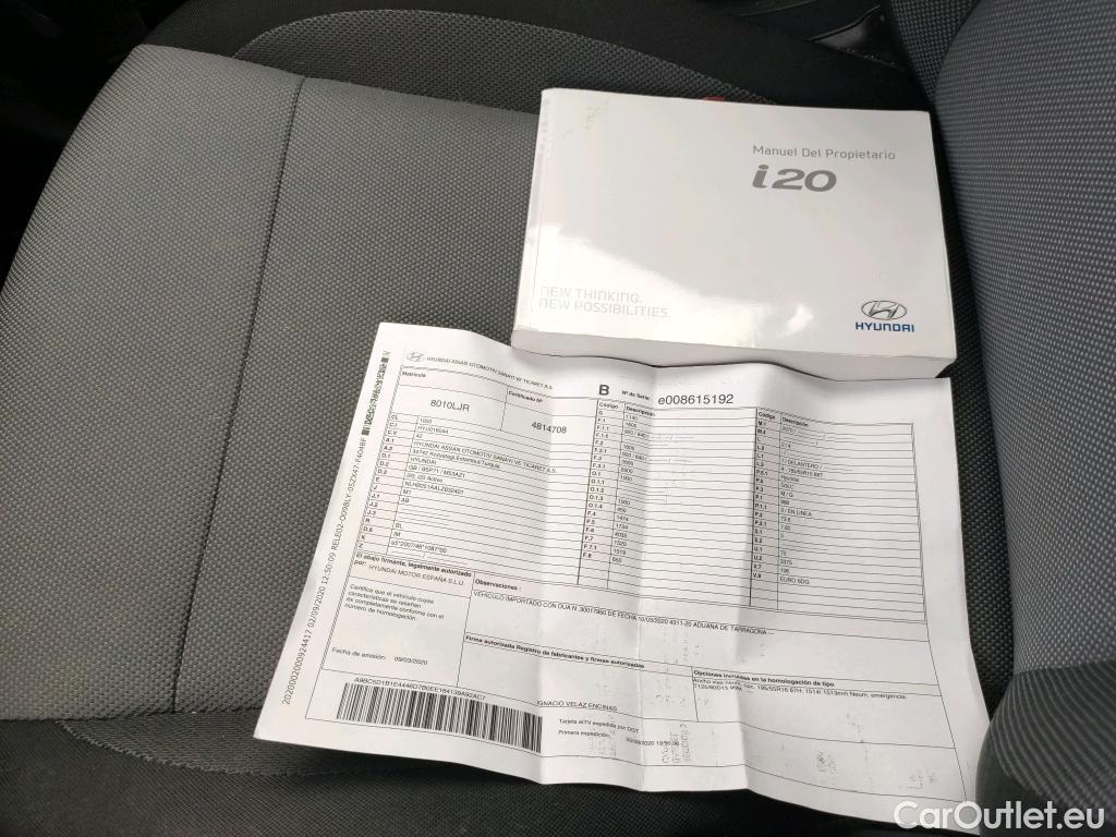  Hyundai  i20 HYUNDAI  / 2018 / 5P / berlina con portón 1.0 TGDI 74kW (100CV) Essence LE(SP)(SL) #30