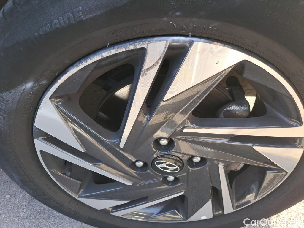  Hyundai  Bayon HYUNDAI  / 2021 / 5P / todoterreno 1.0 TGDI 74kW (100CV) 48V Maxx #1