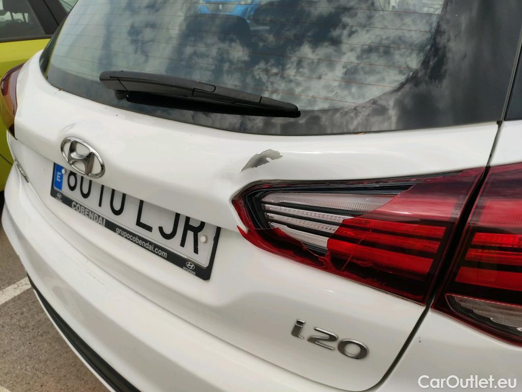  Hyundai  i20 HYUNDAI  / 2018 / 5P / berlina con portón 1.0 TGDI 74kW (100CV) Essence LE(SP)(SL) #3
