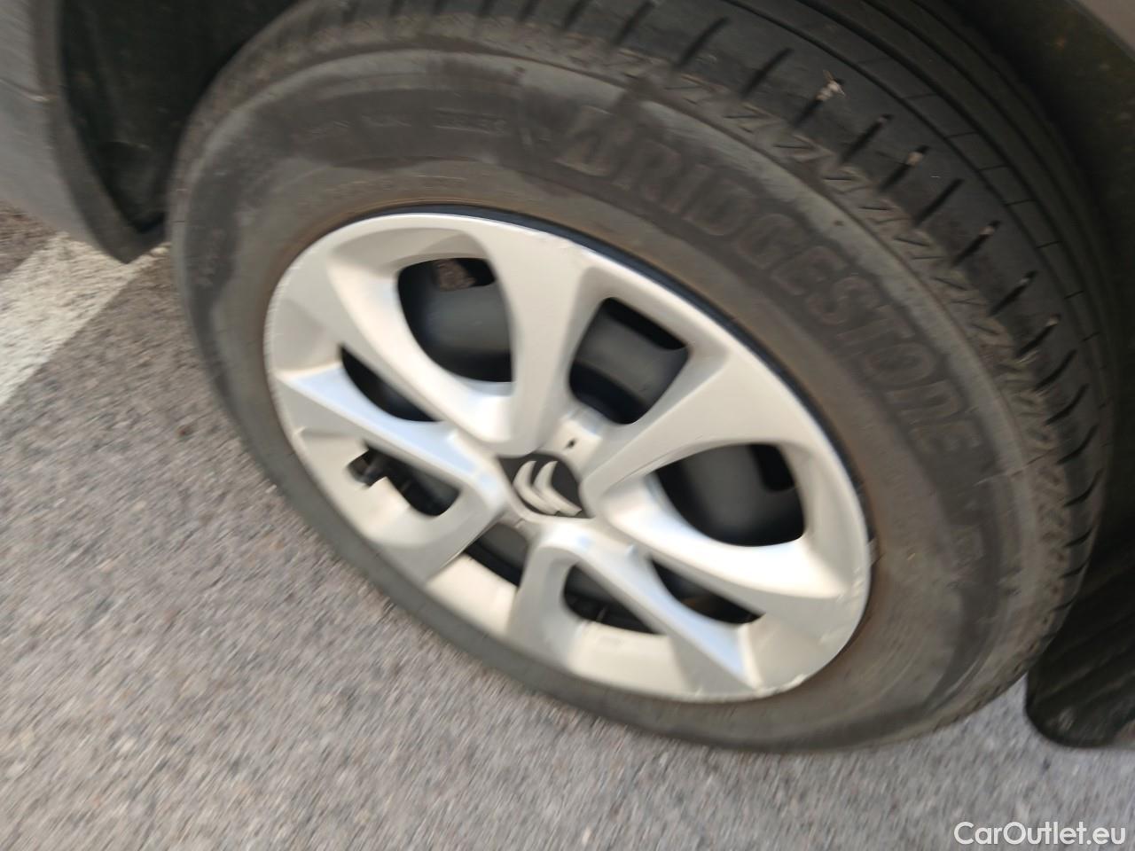  Citroen  C3  Live Pack 1.5 BlueHDi 100CV MT6 E6d #18