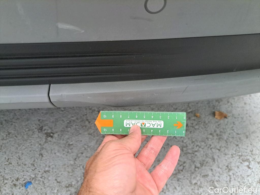  Land Rover  Discovery HYUNDAI Kona / 2020 / 5P / todoterreno 1.0 TGDI 48V Maxx 4X2 #28