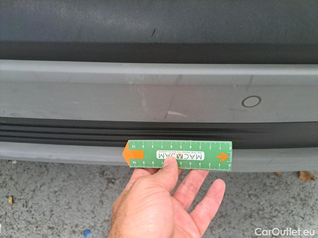  Land Rover  Discovery HYUNDAI Kona / 2020 / 5P / todoterreno 1.0 TGDI 48V Maxx 4X2 #29