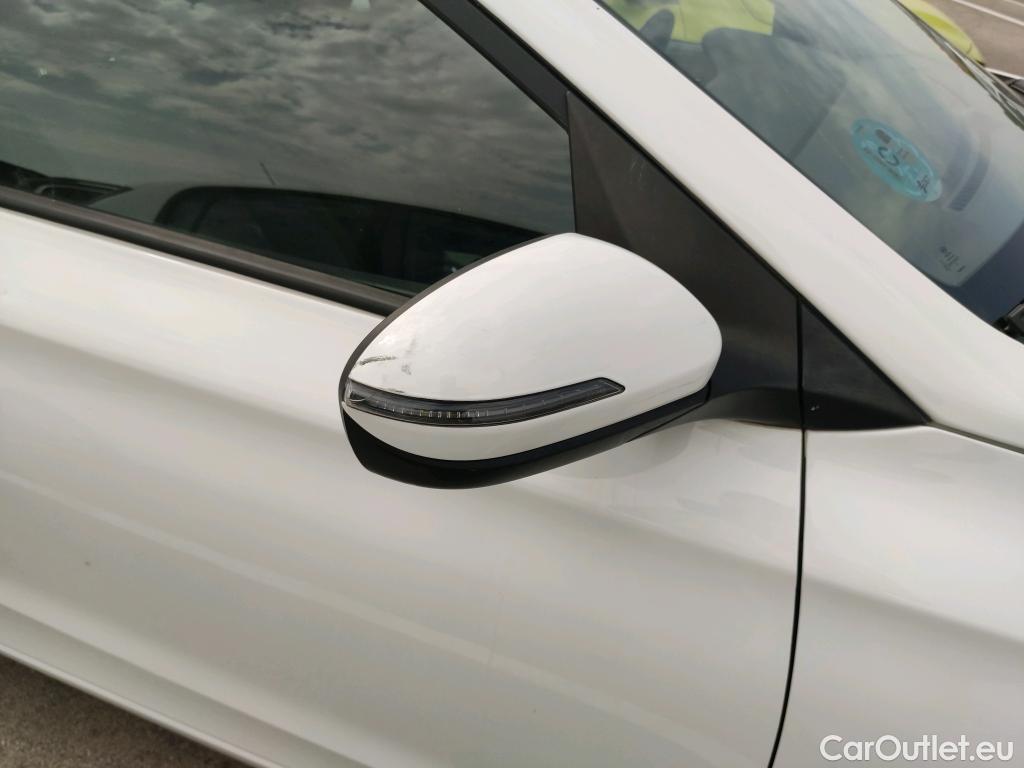  Hyundai  i20 HYUNDAI  / 2018 / 5P / berlina con portón 1.0 TGDI 74kW (100CV) Essence LE(SP)(SL) #43