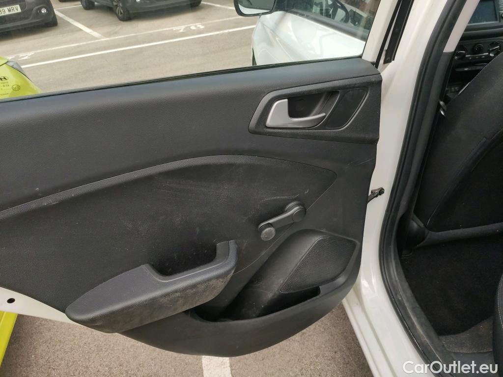  Hyundai  i20 HYUNDAI  / 2018 / 5P / berlina con portón 1.0 TGDI 74kW (100CV) Essence LE(SP)(SL) #32