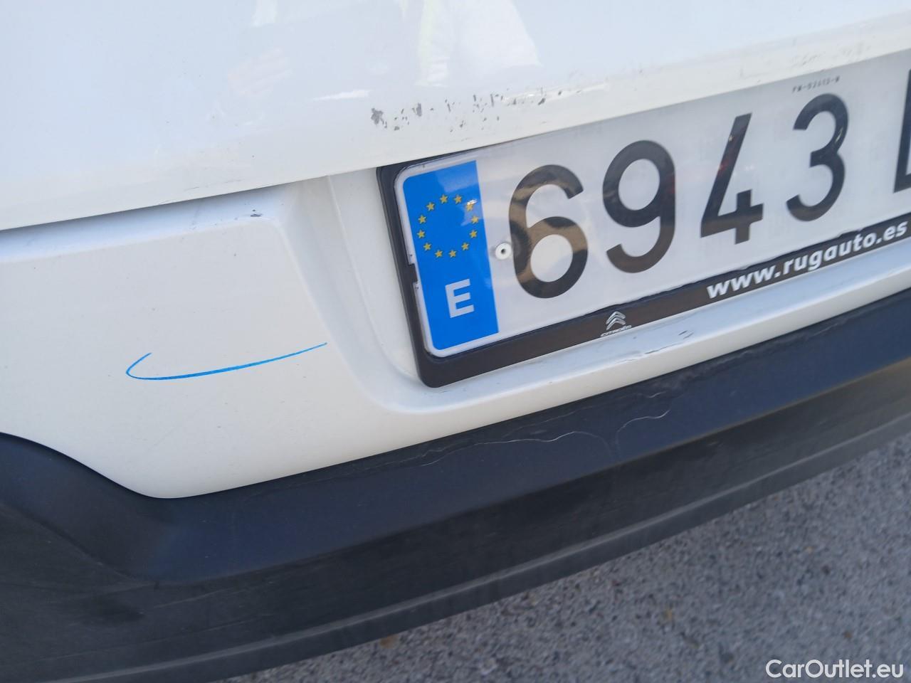  Citroen  C3  Live Pack 1.5 BlueHDi 100CV MT6 E6d #19