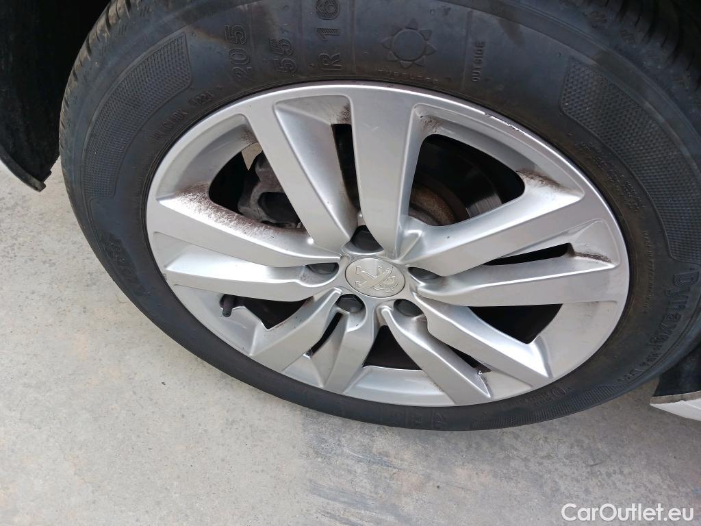  Peugeot  308  Active Pack 1.5 HDi 130CV MT6 E6d #28