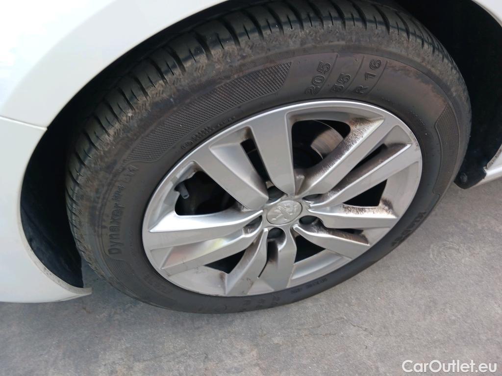  Peugeot  308  Active Pack 1.5 HDi 130CV MT6 E6d #8