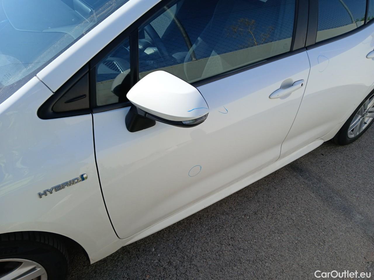  Toyota  Corolla TOYOTA  / 2019 / 5P / berlina con portón 1.8 125H BUSINESS PLUS E-CVT #16