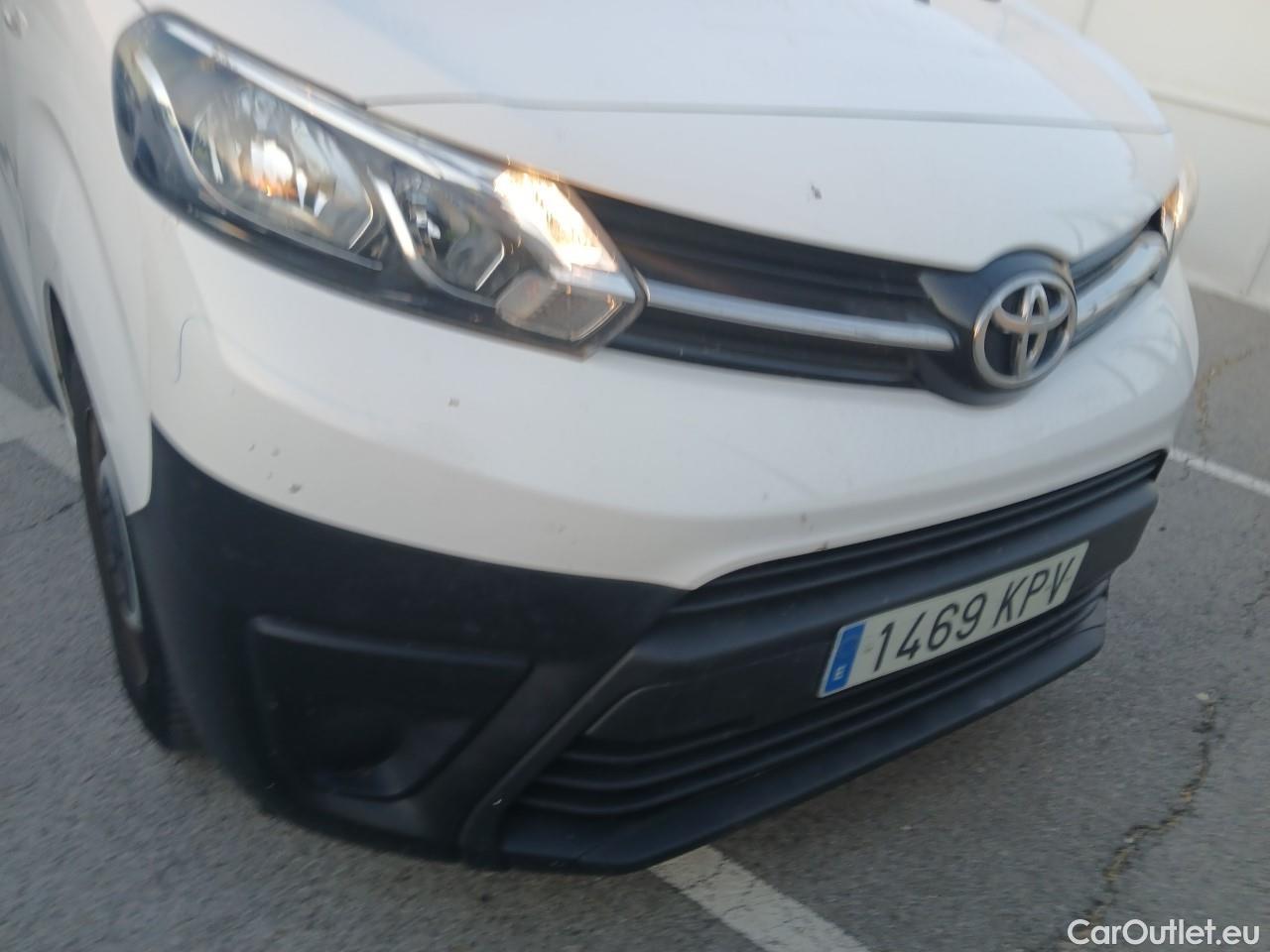  Toyota  Proace TOYOTA  / 2016 / 4P / furgón FU. MEDIO (L1) 2.0D 90kW COMFORT CARGA + #1