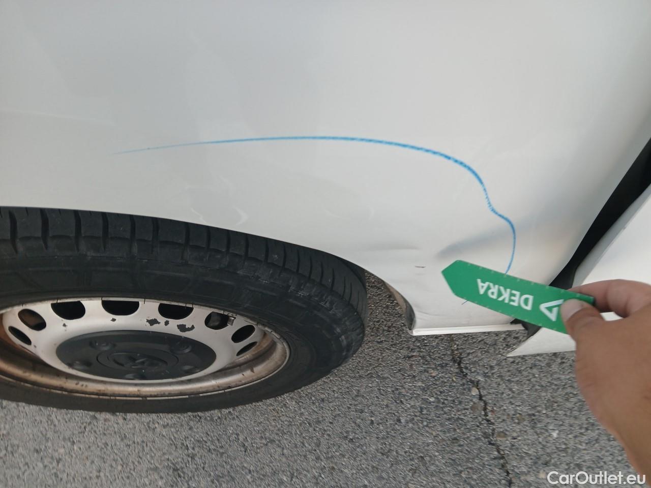  Toyota  Proace TOYOTA  / 2016 / 4P / furgón FU. MEDIO (L1) 2.0D 90kW COMFORT CARGA + #19