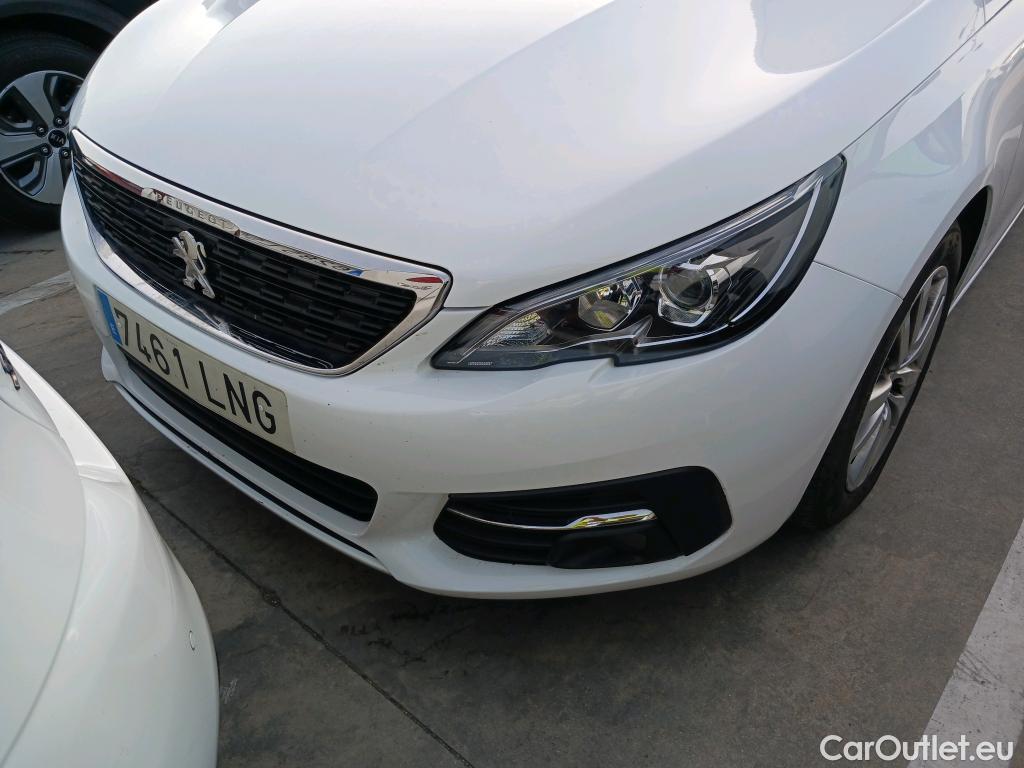  Peugeot  308  Active Pack 1.5 HDi 130CV MT6 E6d #15