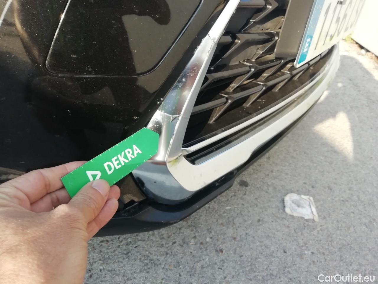  Lexus  UX LEXUS  / 2018 / 5P / todoterreno 2.0 250h Business #1
