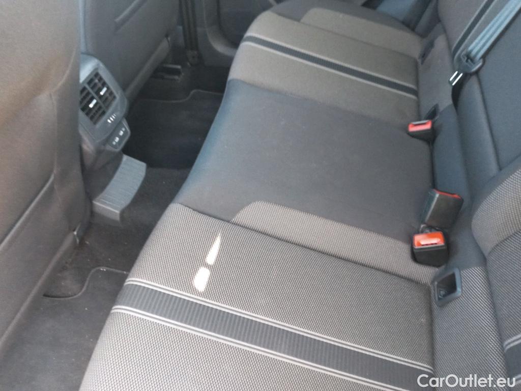 Volkswagen  T-ROC  Advance 2.0 TDI 150CV AT7 E6d #19