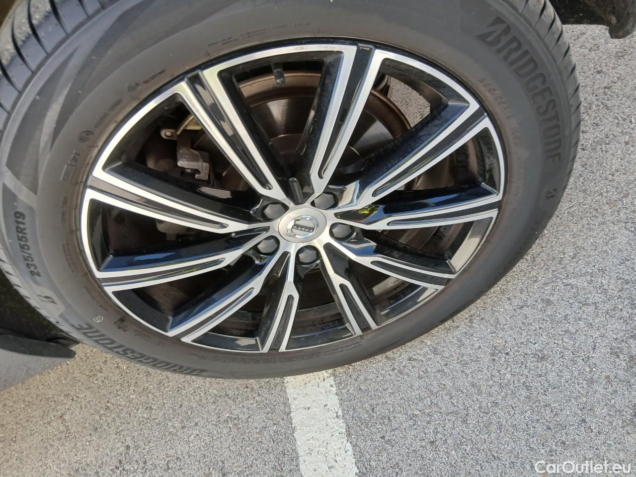  Volvo  XC60 VOLVO  / 2017 / 5P / todoterreno 2.0 T6 AWD Recharge Inscription Auto (AC) #18