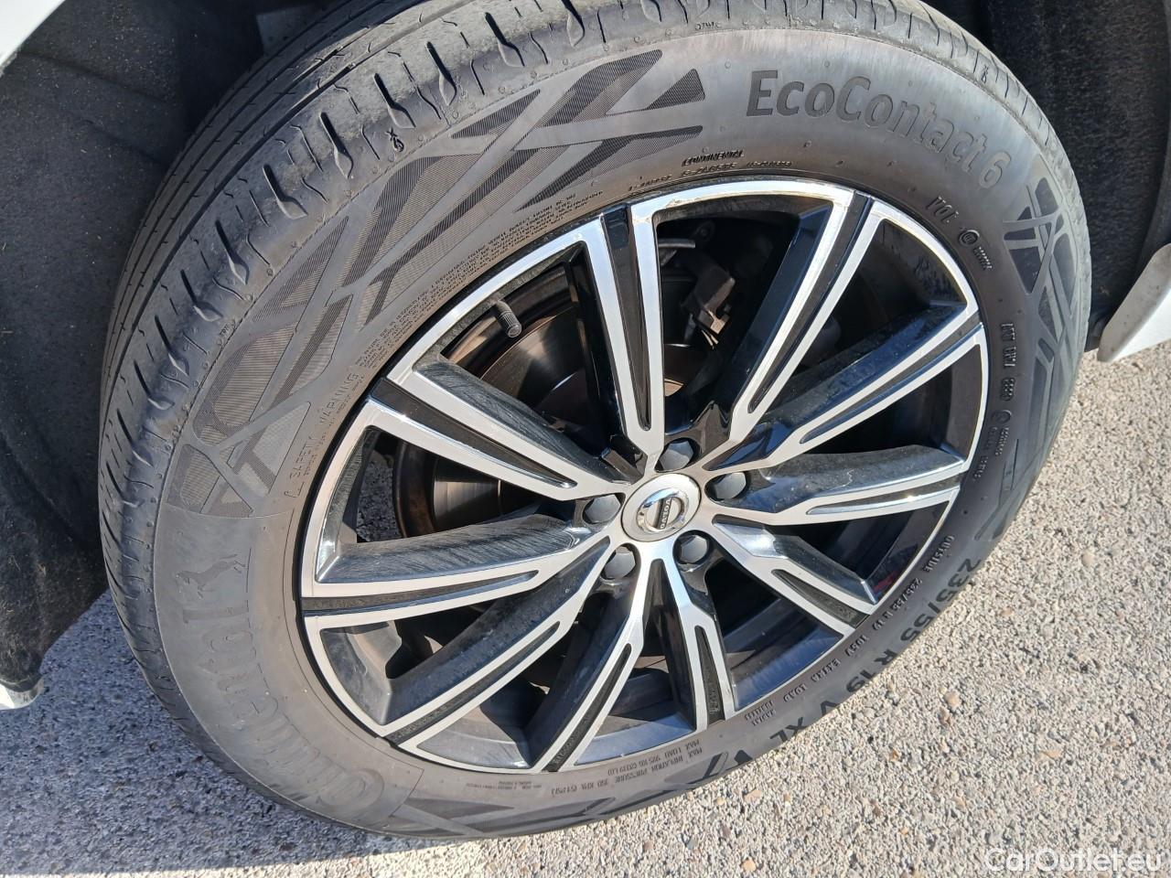  Volvo  XC60  Inscription AWD 2.0 D4 195CV AT8 E6dT #25