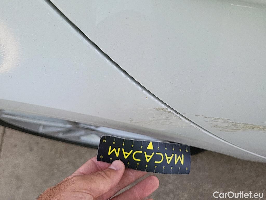  Toyota  Corolla TOYOTA  / 2019 / 5P / berlina con portón 1.8 125H BUSINESS PLUS E-CVT #4