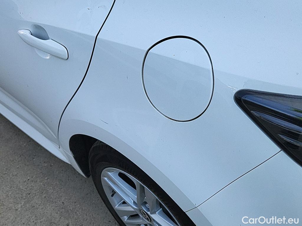  Toyota  Corolla TOYOTA  / 2019 / 5P / berlina con portón 1.8 125H BUSINESS PLUS E-CVT #28