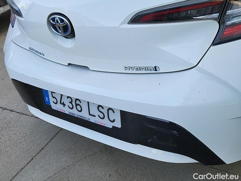  Toyota  Corolla TOYOTA  / 2019 / 5P / berlina con portón 1.8 125H BUSINESS PLUS E-CVT #19
