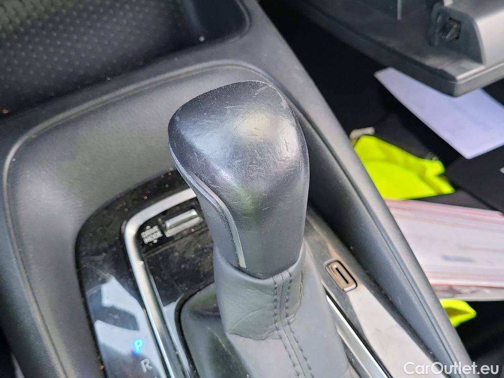 Toyota  Corolla TOYOTA  / 2019 / 5P / berlina con portón 1.8 125H BUSINESS PLUS E-CVT #11