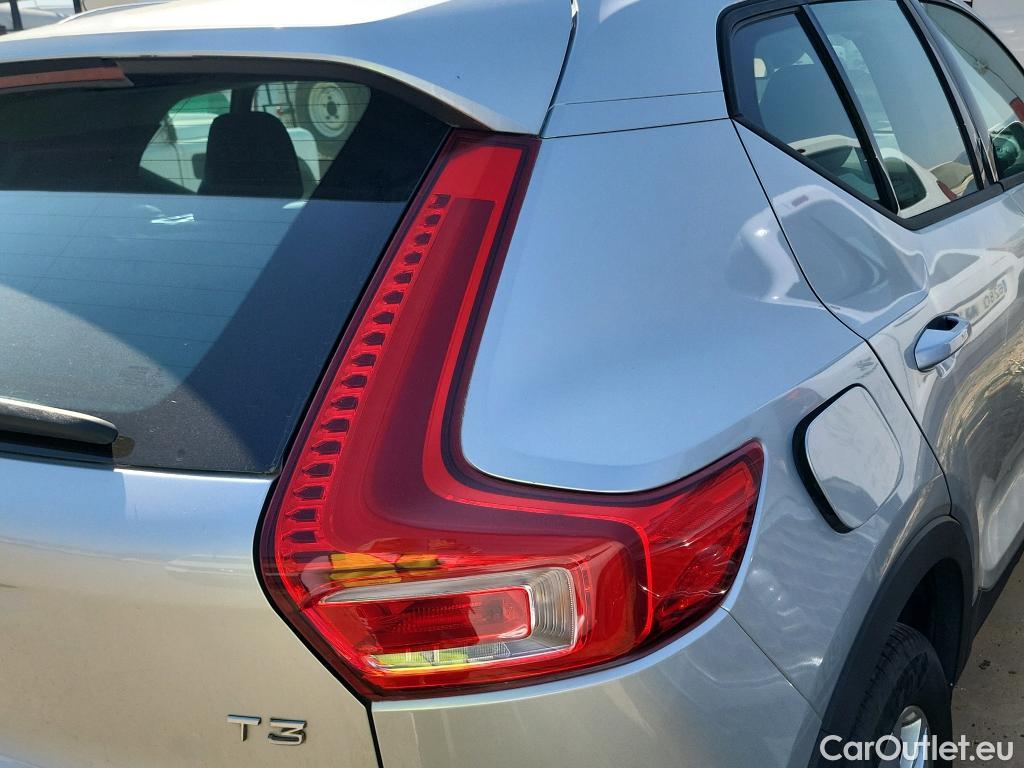  Volvo  XC 40 XC40 Momentum 2WD 1.5 T3 155CV MT6 E6dT #17