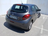  Peugeot  208 PEUGEOT  / 2015 / 5P / berlina con portón 5P Signature 1.2L PureTech 81KW (110CV) (AC) #2