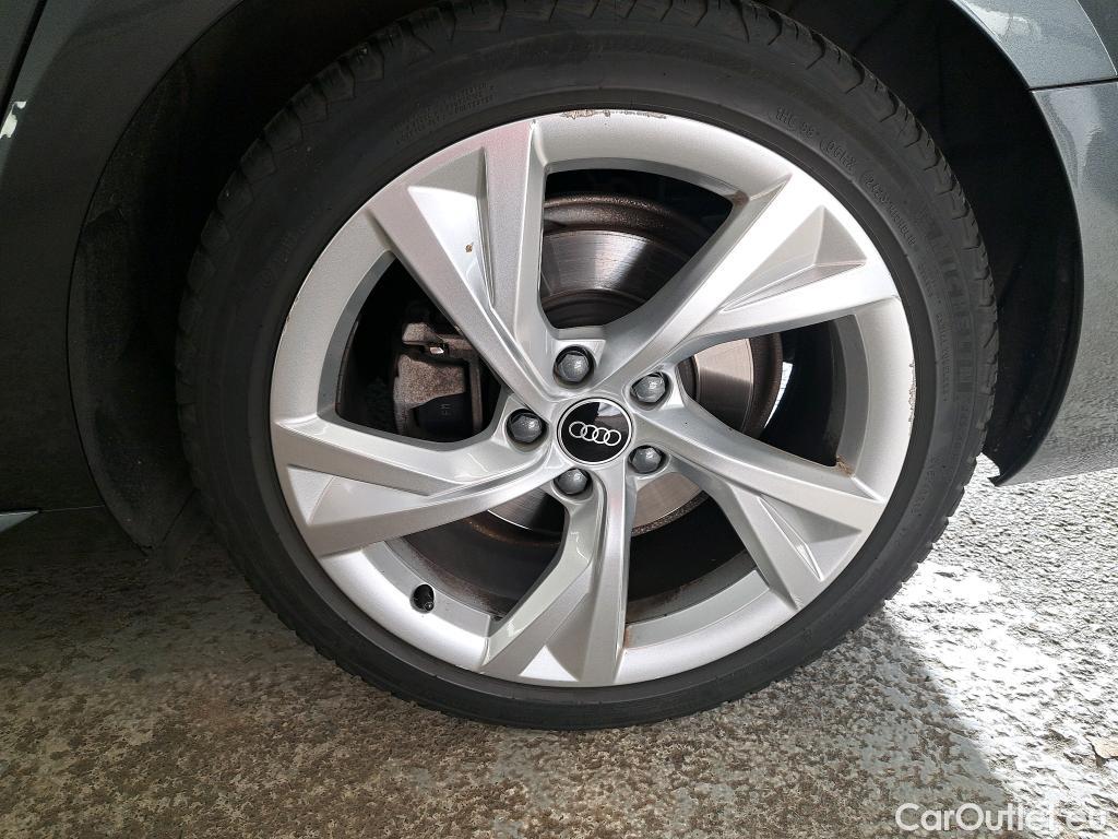  Audi  A4  Avant 40 TDI quattro S line 2.0 TDI 205CV BVA7 E6d #22