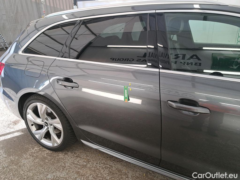 Audi  A4  Avant 40 TDI quattro S line 2.0 TDI 205CV BVA7 E6d #10
