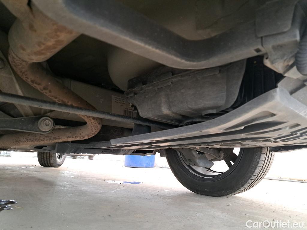  DS  DS7 7 Crossback Performance Line + 1.5 BlueHDi 130CV BVA8 E6d #18